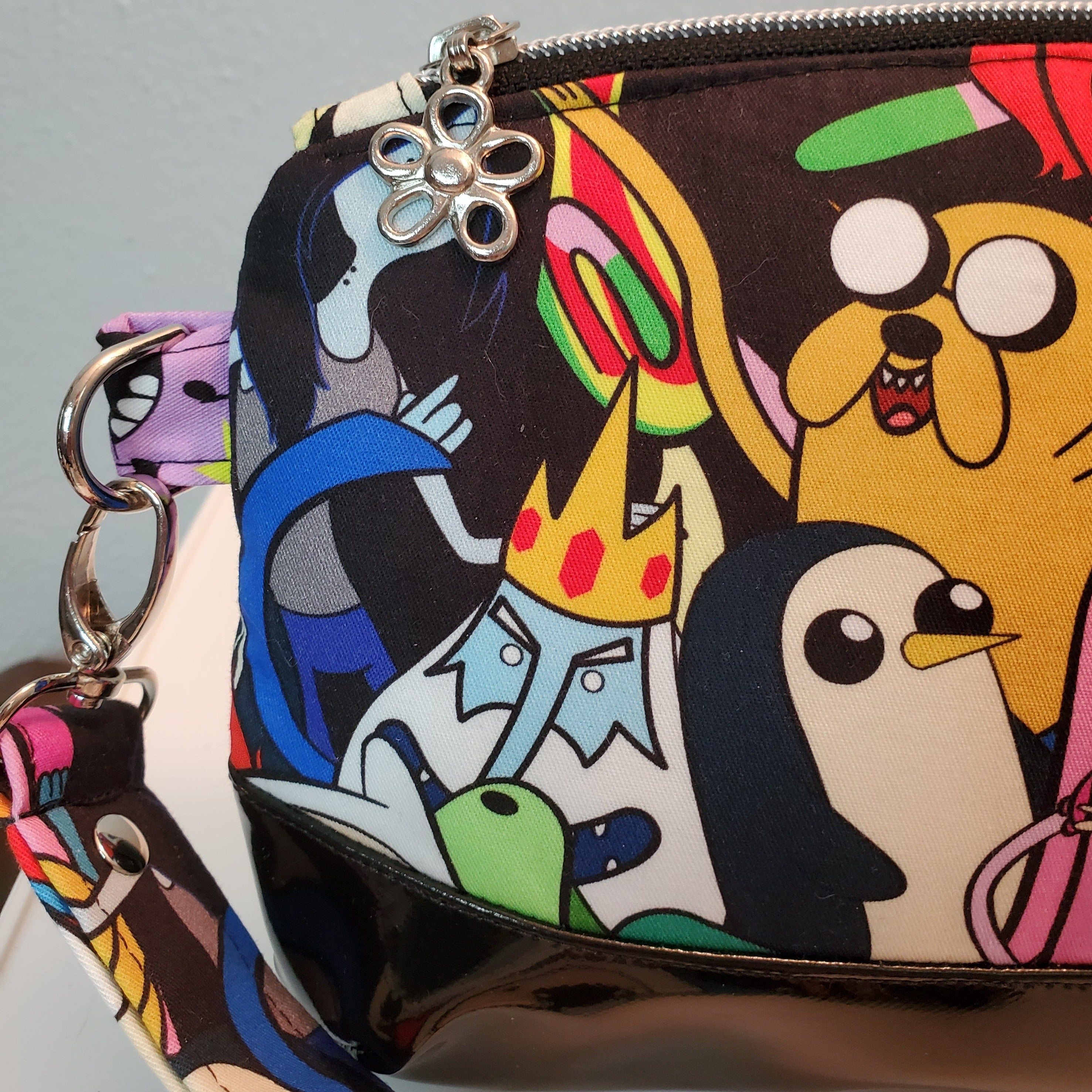 Change purse with Adventure Time print Color pink - SINSAY - WS330-30X